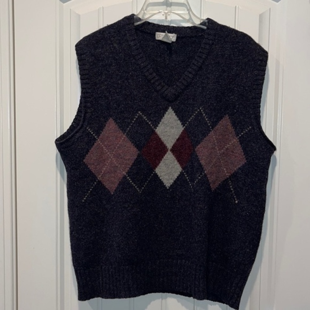 Vintage Irish gray wool v neck vest argyle size L grandpa academia steampunk